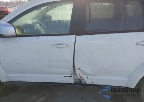 2013 Dodge Journey Sxt z USA, uszkodzony, nr VIN 3C4PDCBG1DT655887